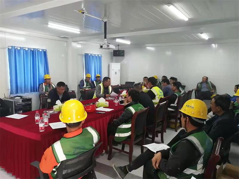 1618454774423278.jpg 雄安梁场质量技术交底会1.jpg