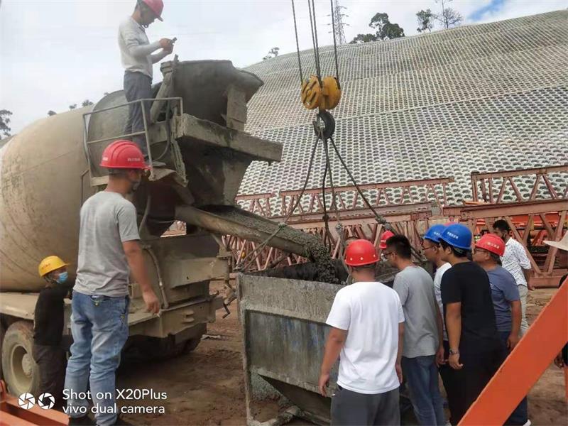 1631772495585784.jpg 0eb8f5b8fbdf02c89d8438578cc4ccf.jpg